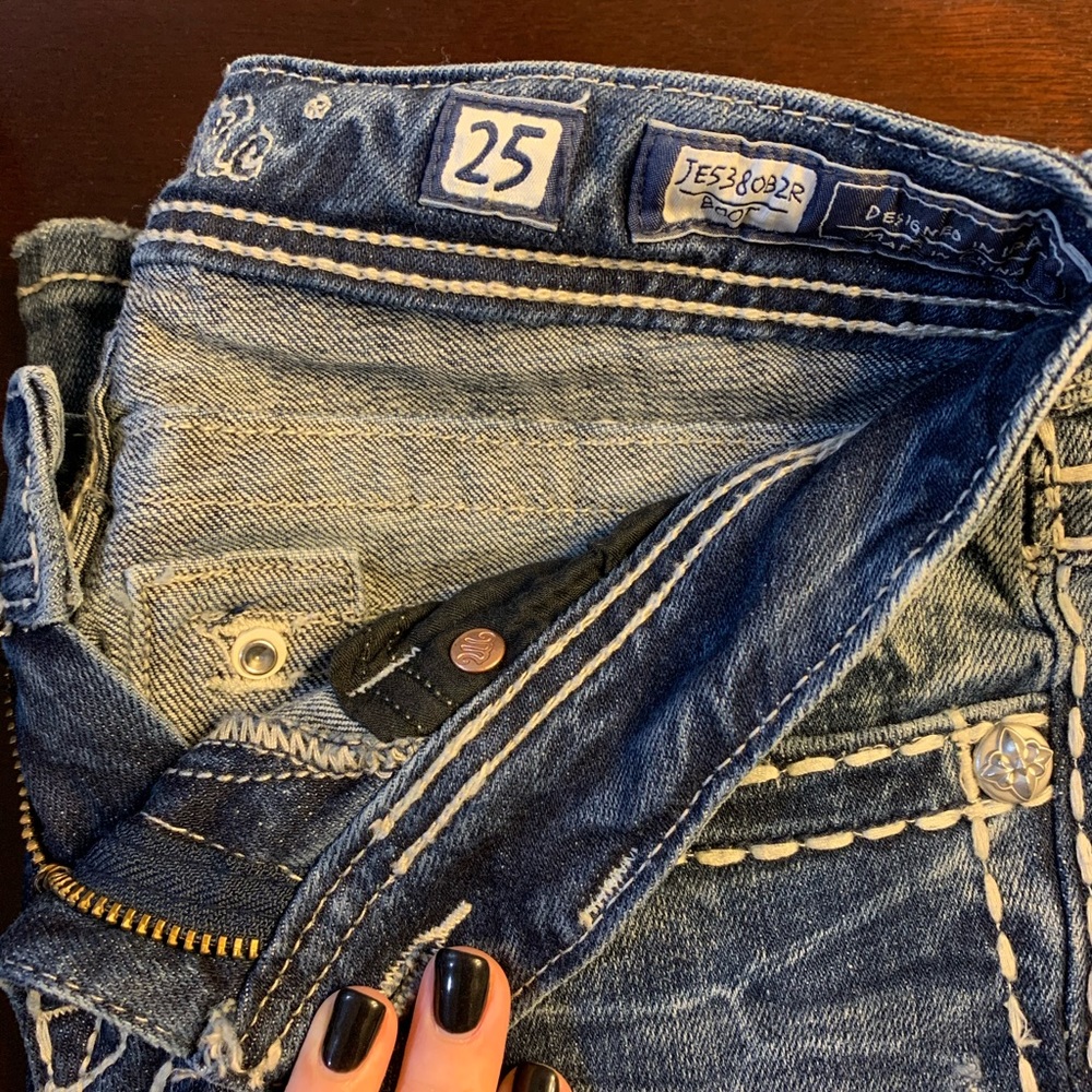 Jeans - Picture 2 of 5